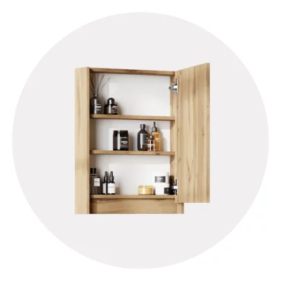 Mit Spiegelschrank